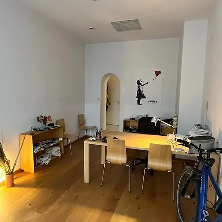 Grosse In Der Isarvorstadt 아파트 *